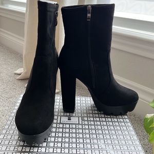NEWBELLA Side Zip Chunky Heeled Classic Boots